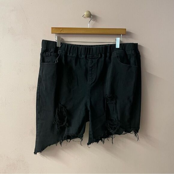 SHEIN Curve Black Distressed Denim Asymmetrical Cut-Off Shorts EUC Size 4XL - Picture 1 of 11